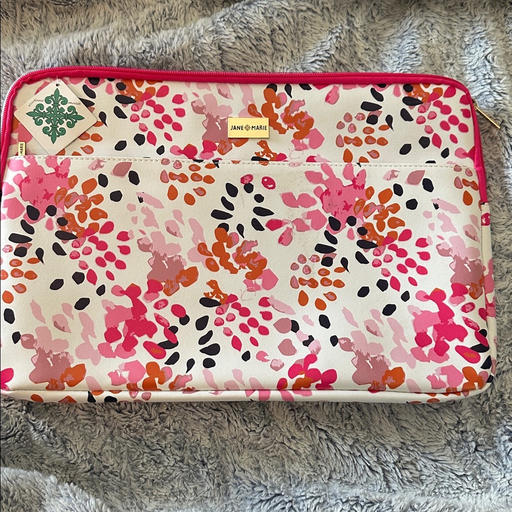 Jane Marie laptop sleeve new with tags 17 x 11 inches